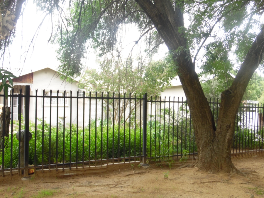 3 Bedroom Property for Sale in Kroonheuwel Free State